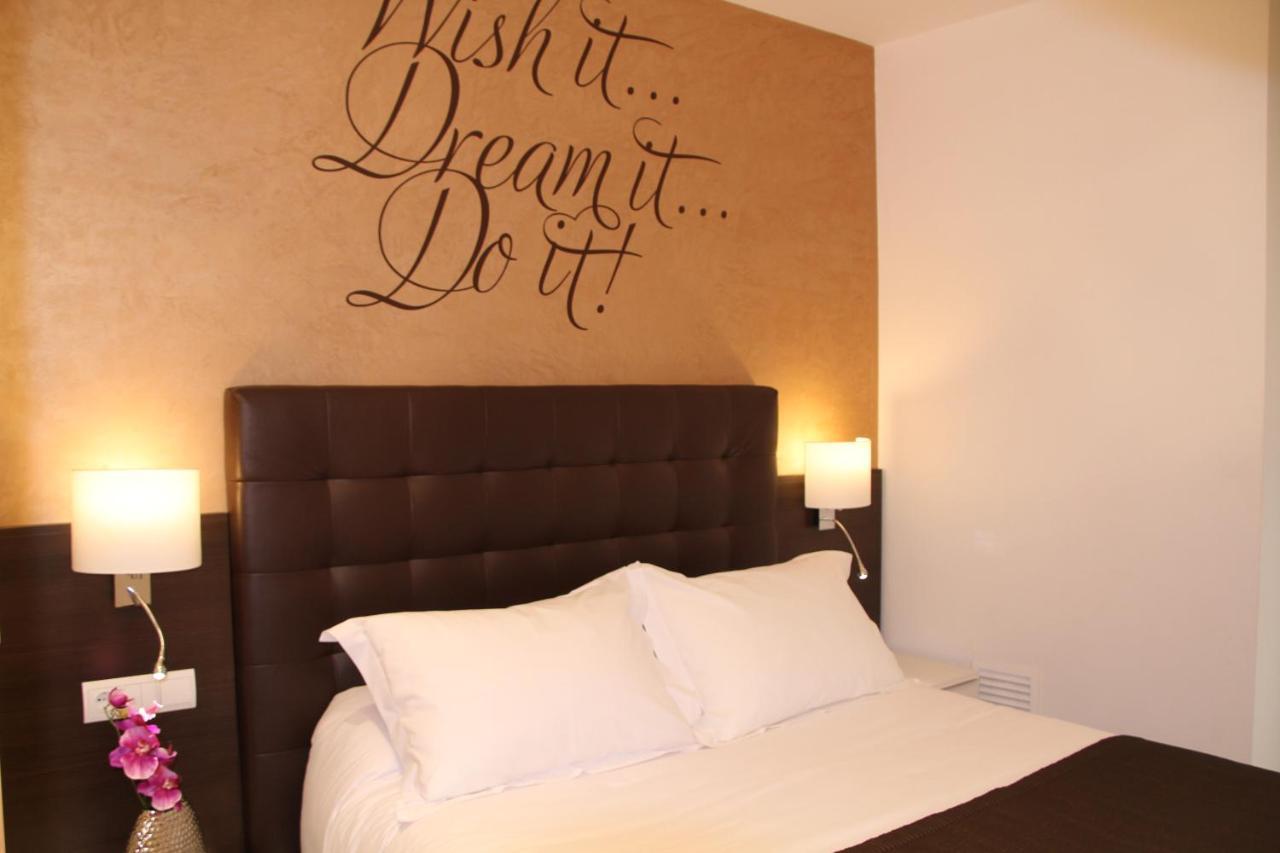 Home To Home Barcelona Room photo