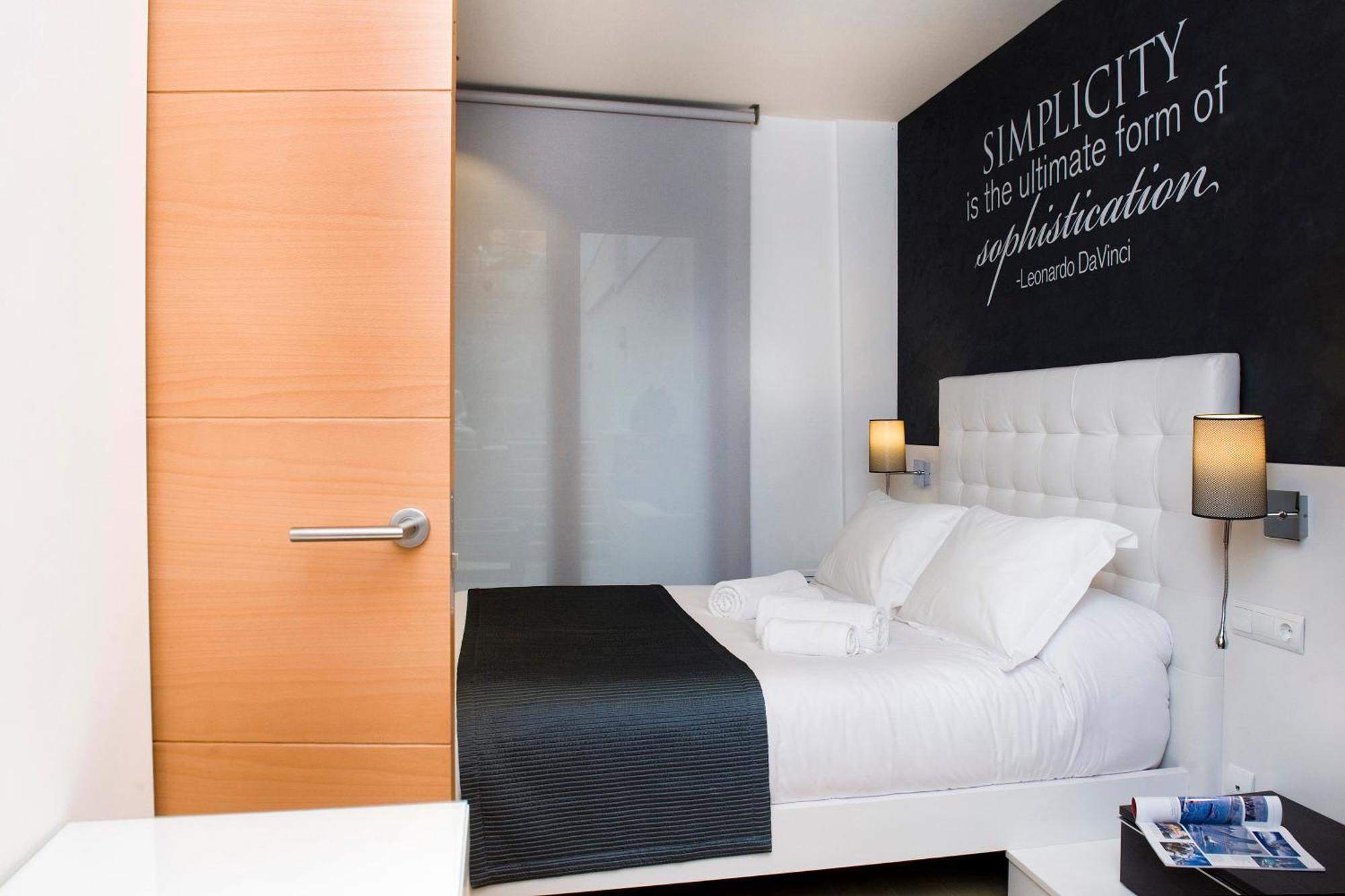 Home To Home Barcelona Room photo